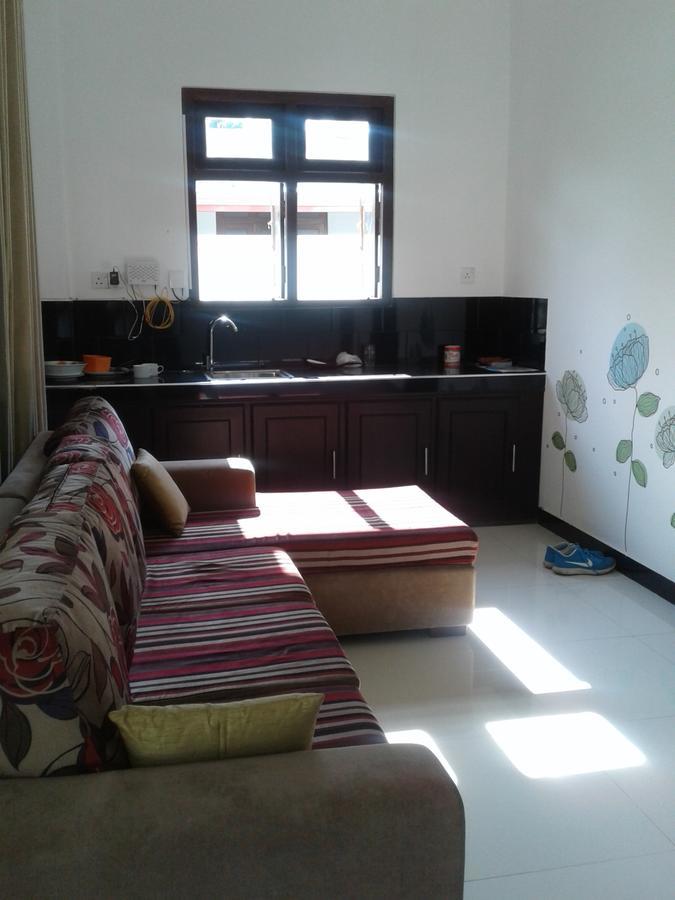 Apna Homestay Apartments Unawatuna Esterno foto