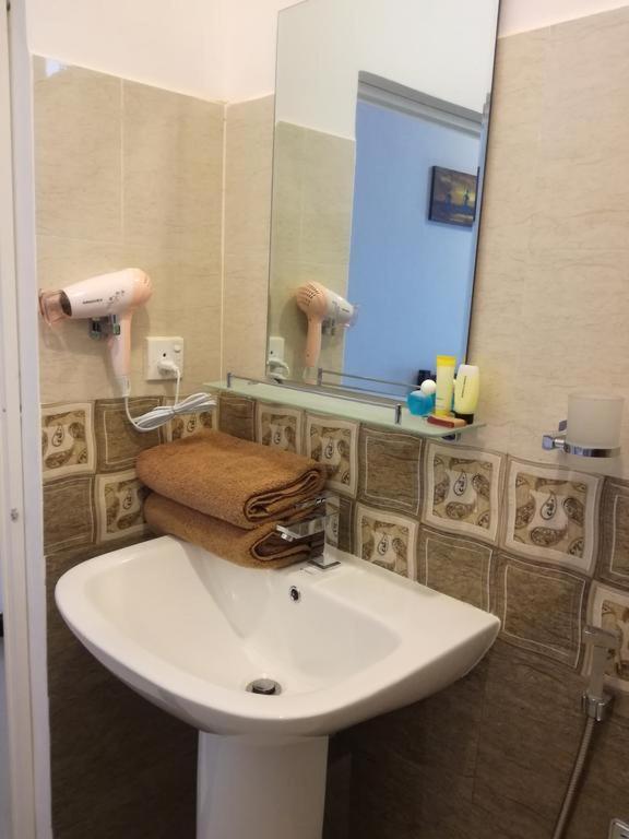 Apna Homestay Apartments Unawatuna Esterno foto