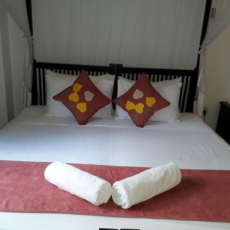 Apna Homestay Apartments Unawatuna Esterno foto